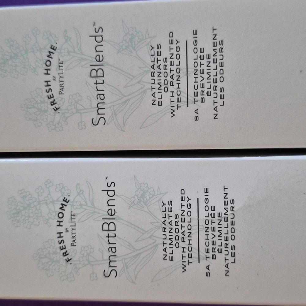 PARTYLITE Fresh Home SmartBlends Air Freshener Set (Pet & Lavendar Sandalwood)